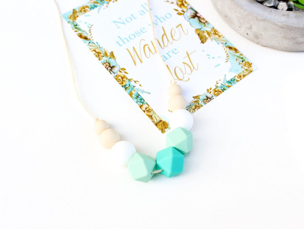 Charlotte silicone necklace