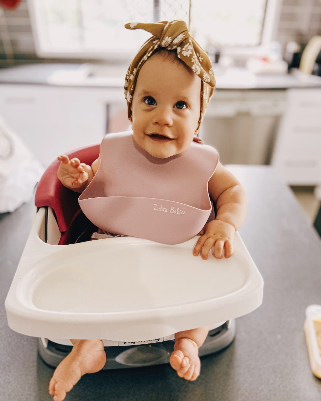 Silicone Bucket Scoop Bib