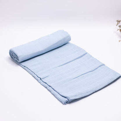 Swaddle blanket Swaddle Baby Blankets Bamboo Cotton 120cm x 120cm Soft to touch and gentle against the skin, our muslin cotton blankets are ideal for swaddling, use as a pram cover, nursing cover, burp cloth or play mat. Measuring 120cm x 120cm and made from organic bamboo cotton muslin, these swaddles are breathable and their generous size makes swaddling easy.
