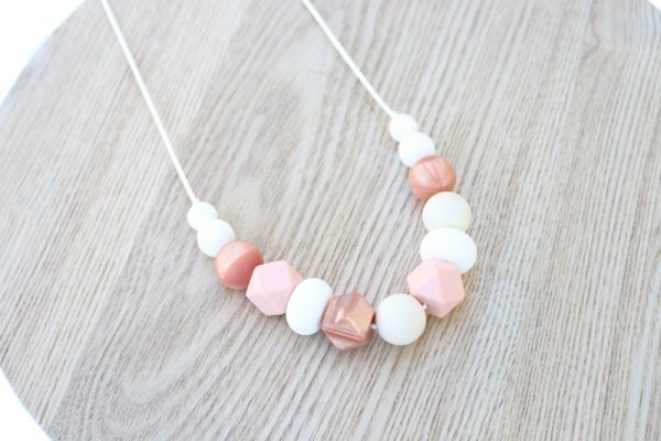 Best silicone best sale teething necklace