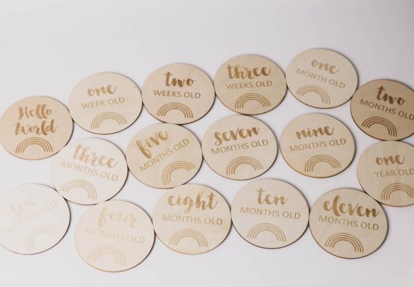 Milestone birth announcement, Discs wooden - Hello World to 1 Year Old