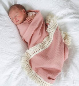 Swaddle Fringe Blankets Cotton - Dusty Pink Swaddle Blankets Cotton 120cm x 100cm Beautiful soft dusty pink. Soft to touch and gentle against the skin. Our muslin cotton blankets are ideal for swaddling, use as a pram cover, nursing cover, burp cloth or play mat. Measuring 120cm x 100cm and made from cotton muslin with the added fringe, these swaddles are breathable and their generous size makes swaddling easy.