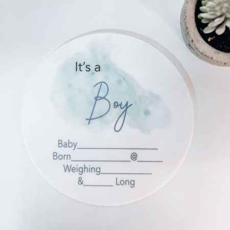 Birth Announcement Plaques - Australiana I'm Here Announce baby in an extra special way with our birth announcement plaques. Babies name, date, eeight, time and length. These beautiful keepsakes can we drawn on with a Ultra fine point permanent marker or whiteboard marker.Our designs are exclusive to Zebra Babies and are our original digital design. Made from quality 15cm round and 3mm thick Acrylic. Beautiful matching swaddle wraps here 